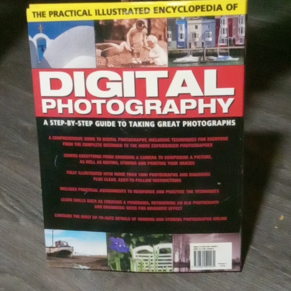 A step-by-step guide to taking great photographs by Steve Luck. - Picture 2 of 5